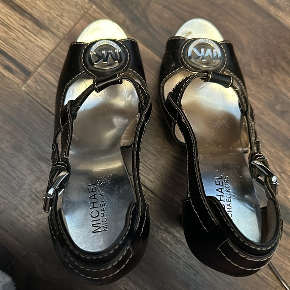 Michael Kors platform heels - Picture 5 of 5